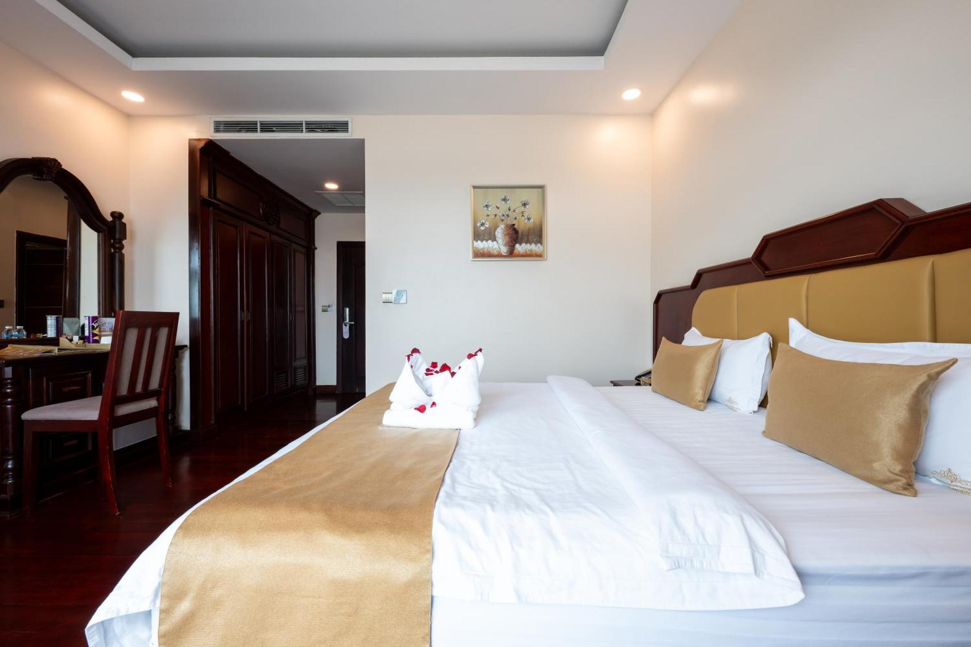 Lbn Asian Hotel Kampong Cham Exterior photo